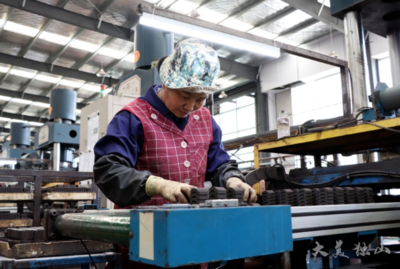 獨(dú)山 深化校企合作，構(gòu)筑磁性產(chǎn)業(yè)“磁場”新高地